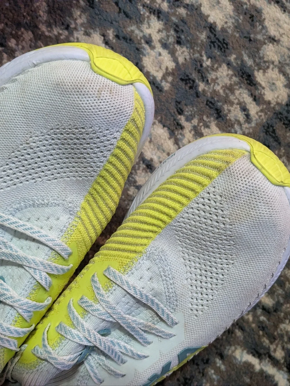HOKA Mens Carbon X 3